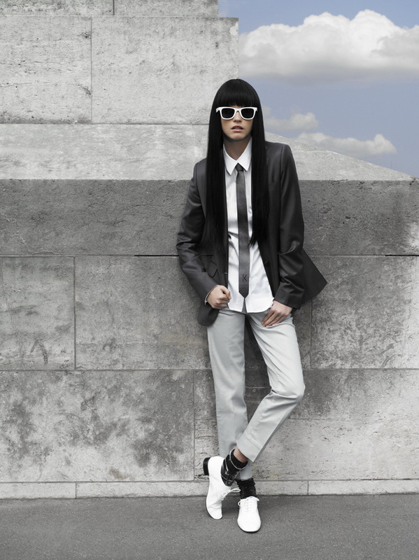 Karl Lagerfeld 2008ďVDƬ